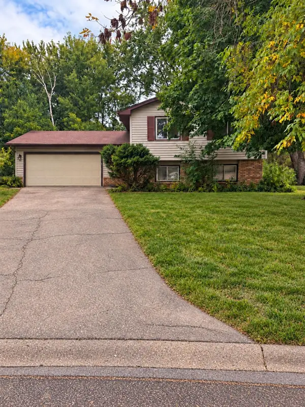 3325 74th Circle N, Brooklyn Park, MN 55443