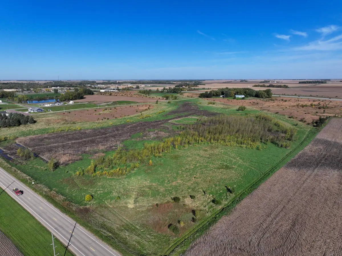 11890 390th Avenue, Blue Earth, MN 56013 - #1
