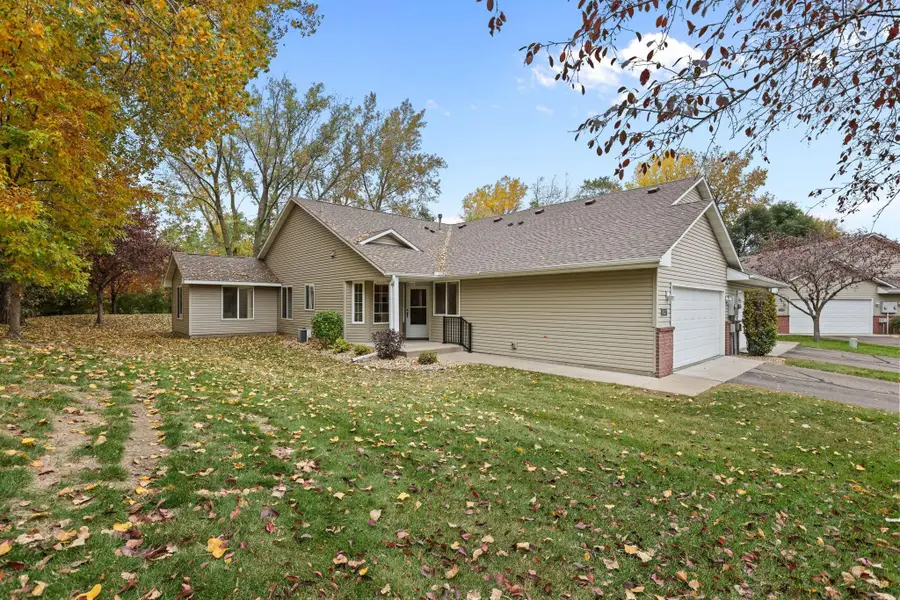 11027 Lincoln Court Ne, Blaine, MN 55434 - #2