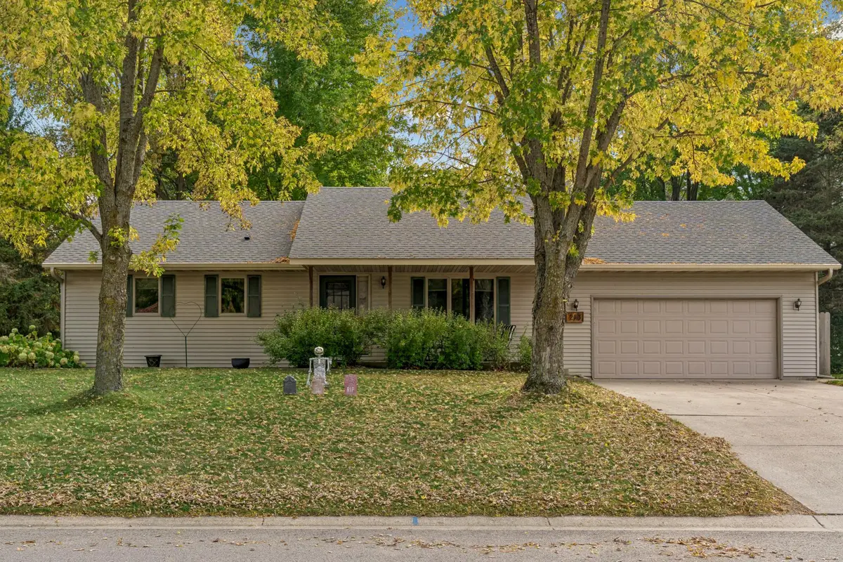213 Ridgecrest Drive, Cannon Falls, MN 55009 - #1