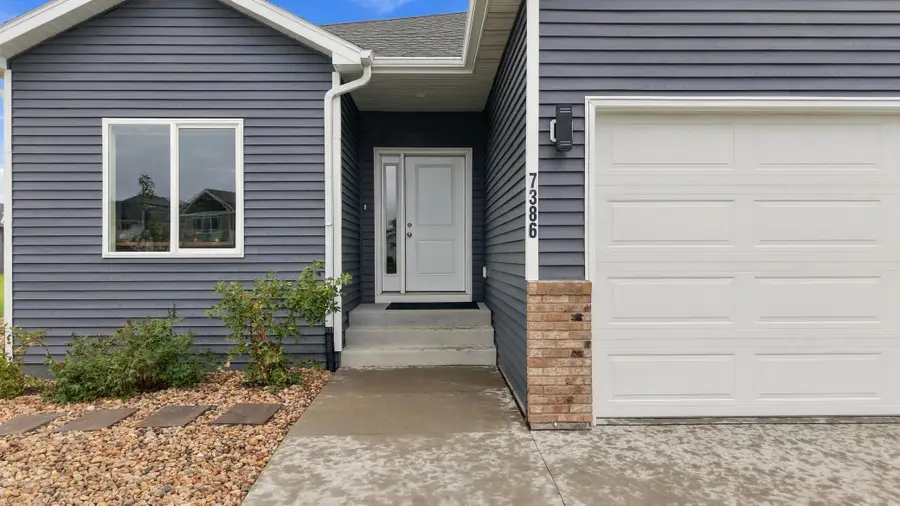 7386 28th Street S, Fargo, ND 58104 - #3