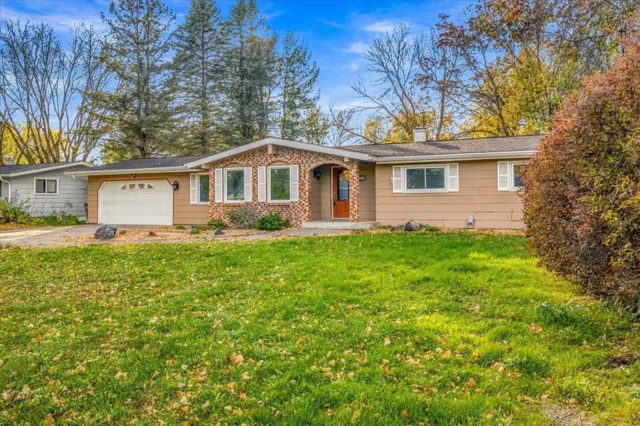 651 Sunset Lane N, Cambridge, MN 55008 - #2