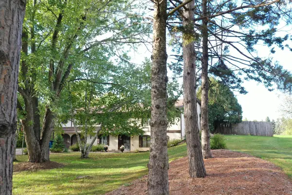 20370 Enfield Court N, Forest Lake, MN 55025