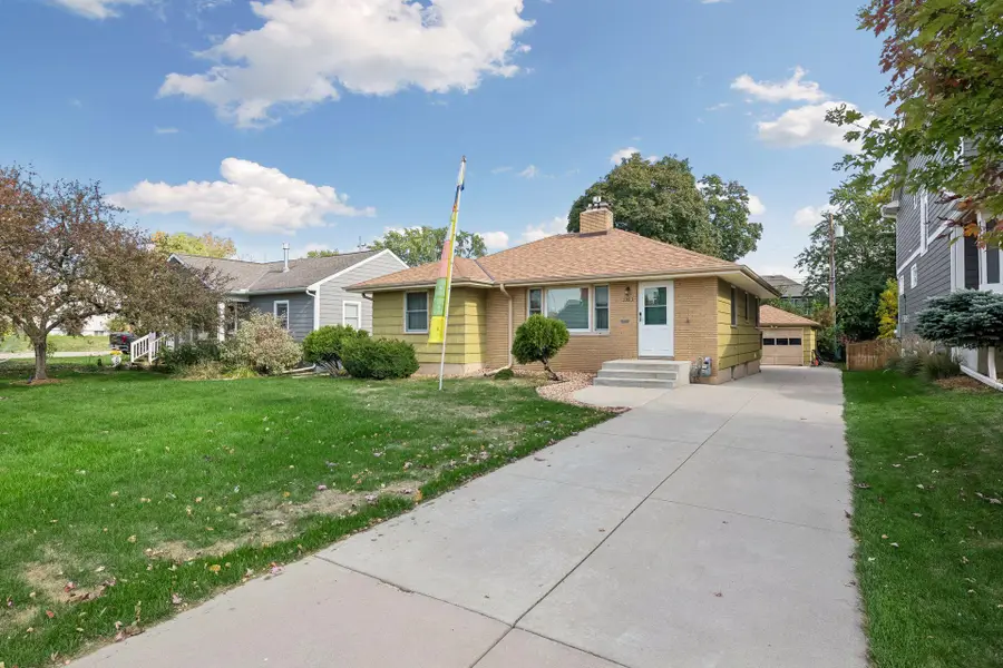 5905 Zenith Avenue S, Edina, MN 55410 - #3
