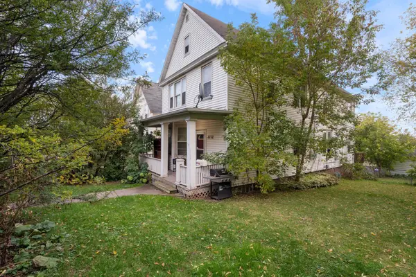 2772 Wellington Street, Duluth, MN 55806