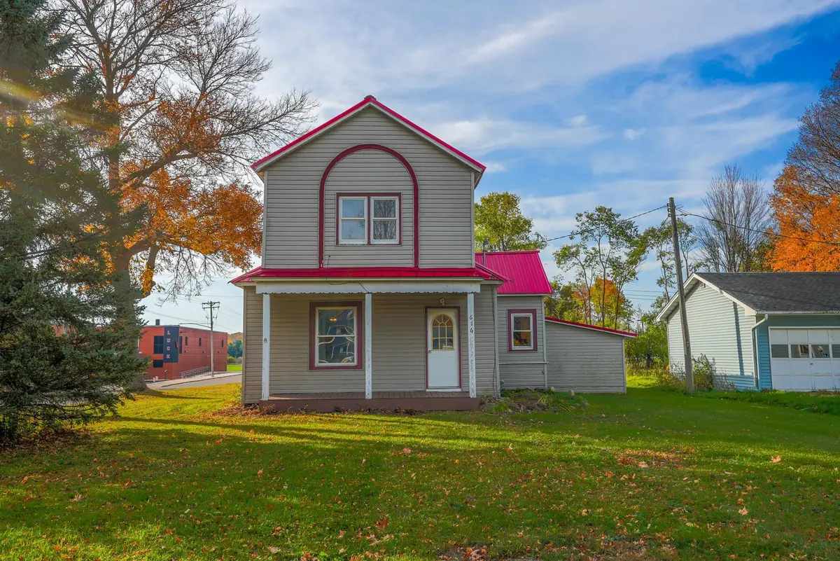 616 E Butternut Avenue, Luck, WI 54853 - #1