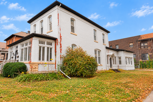 303 N Broad Street, Mankato, MN 56001
