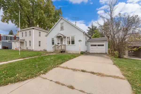 104 1st Street Ne, New Prague, MN 56071