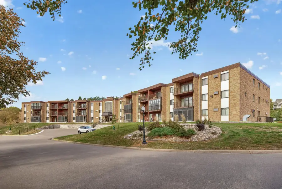 2690 Oxford Street N #219, Roseville, MN 55113 - #3