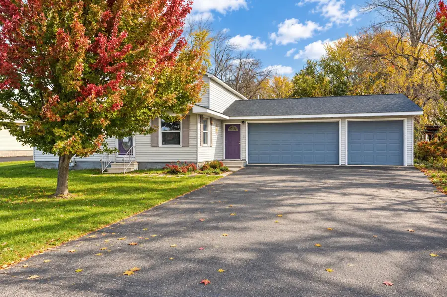 2904 11th Street Ne, Austin, MN 55912 - #3