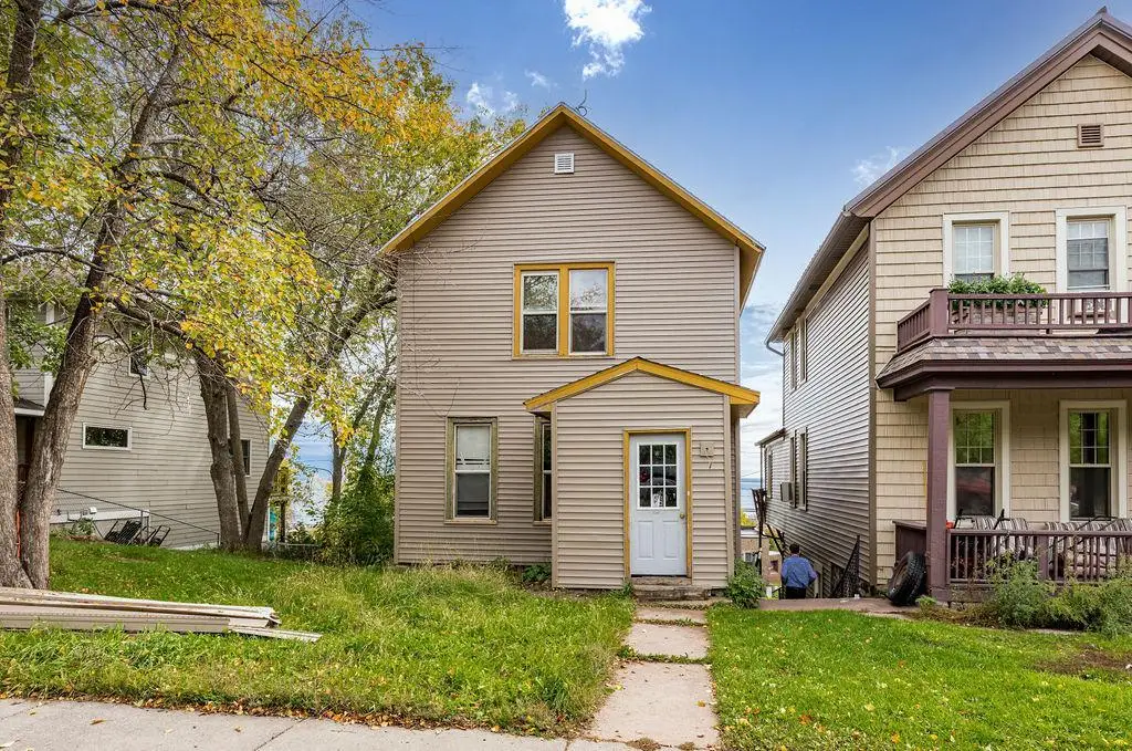 12 E 5th Street, Duluth, MN 55805 - #1