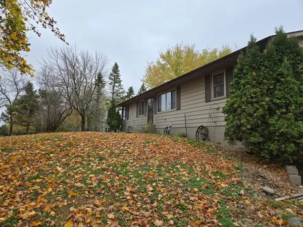15462 Jefferson Road Se, Hutchinson, MN 55350