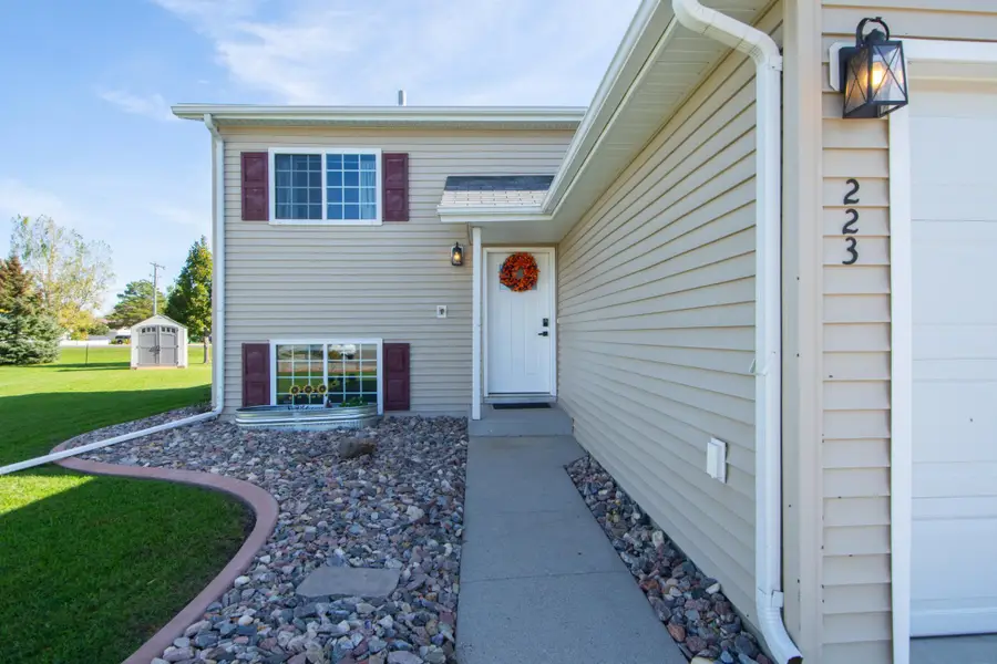 223 Maple Pointe Boulevard, Mapleton, ND 58059 - #3