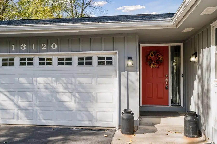 13120 Thomas Avenue S, Burnsville, MN 55337 - #3