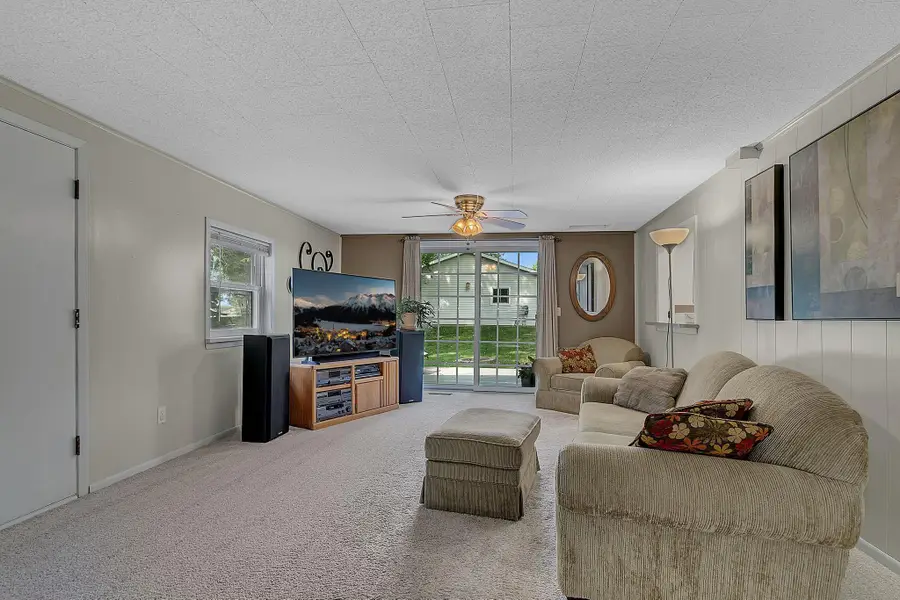 250 3rd Avenue Nw, Milaca, MN 56353 - #2