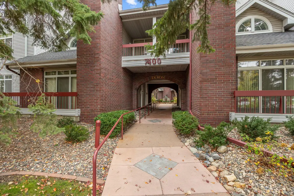 7400 Edinborough Way #5205, Edina, MN 55435 - #1