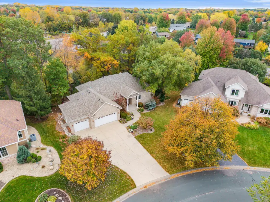 542 Majestic Oaks Court, Eagan, MN 55123 - #3