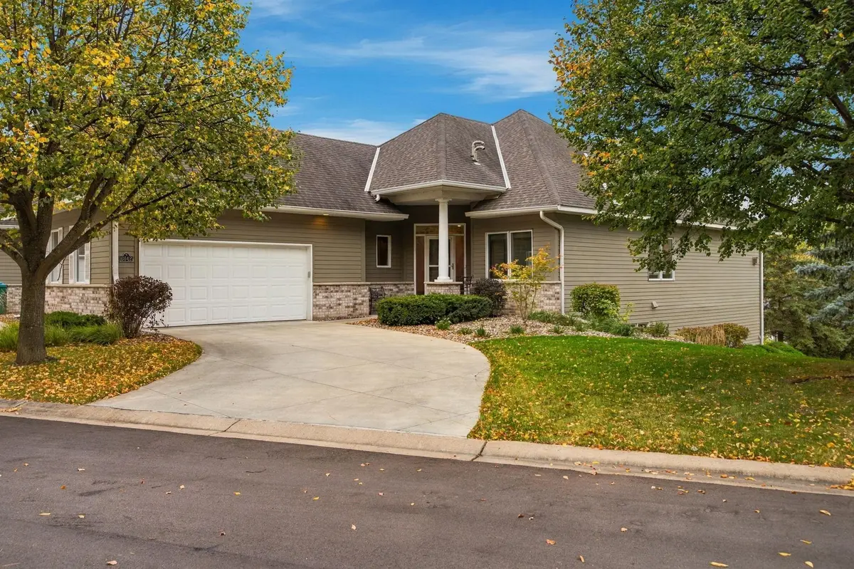 6042 Clarion Circle, Minnetonka, MN 55343 - #1