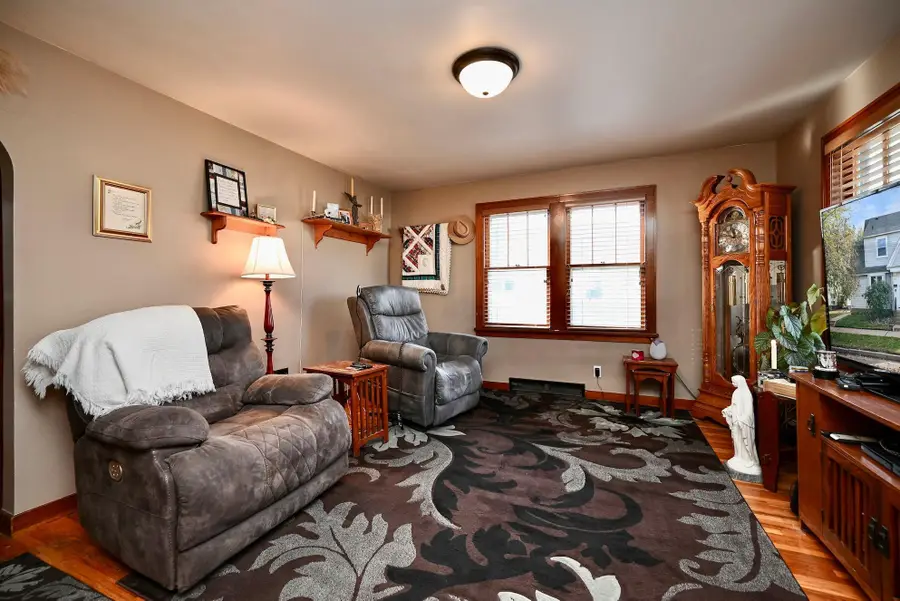 557 W Sanborn Street, Winona, MN 55987 - #2