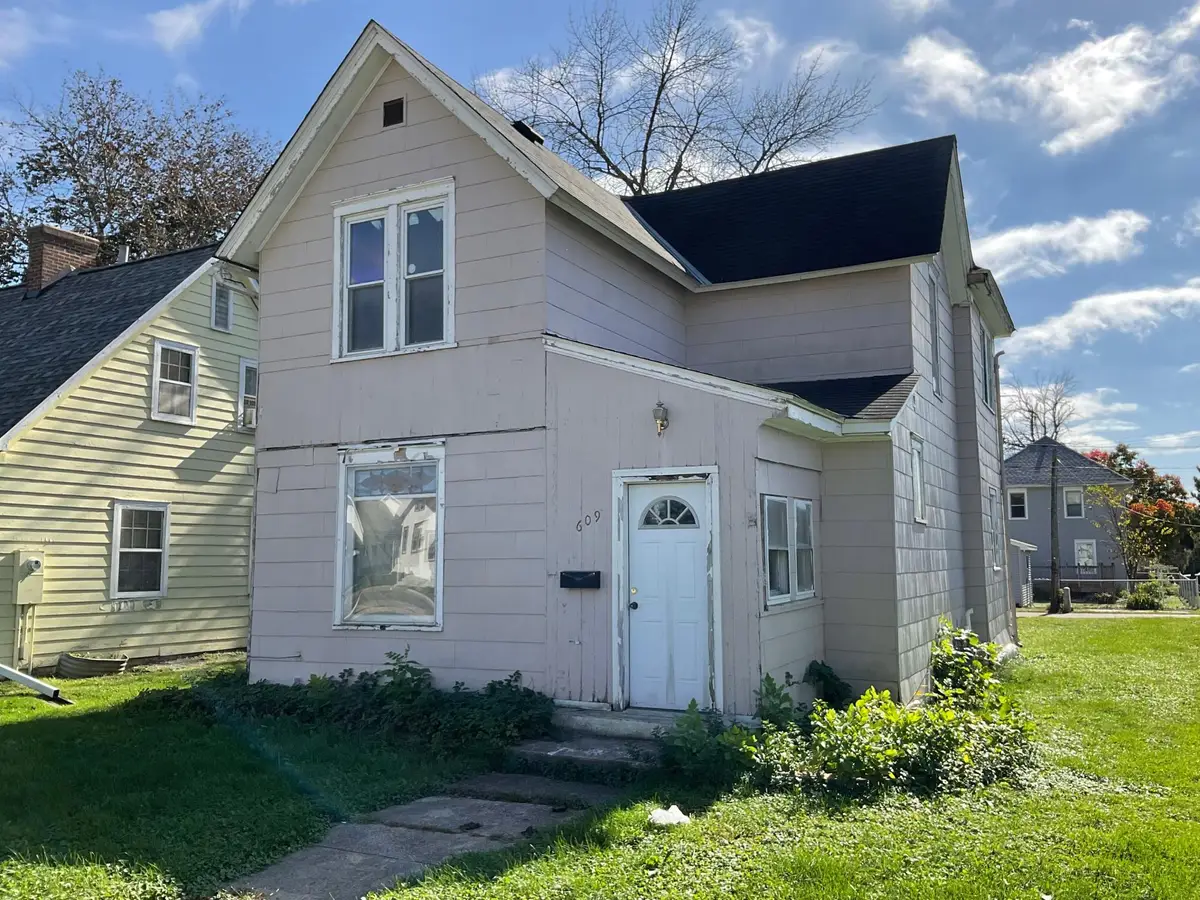 609 1st Avenue Sw, Austin, MN 55912 - #1