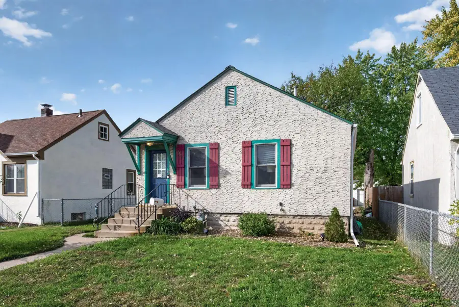1110 5th Avenue S, South Saint Paul, MN 55075 - #2