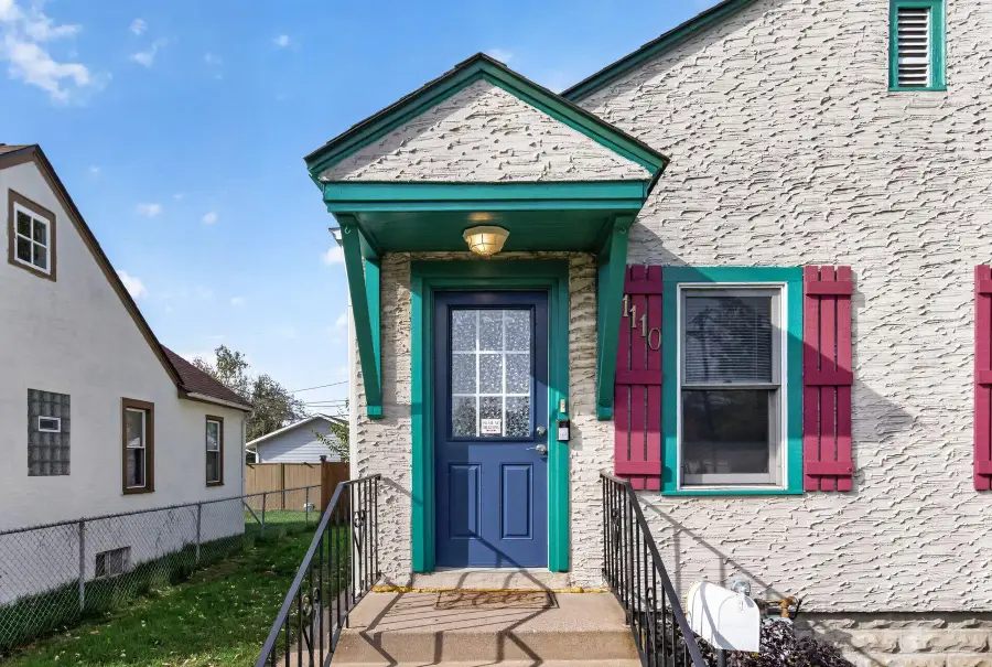 1110 5th Avenue S, South Saint Paul, MN 55075 - #3