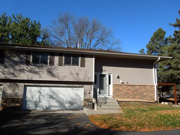 1163 Timbershore Lane, Eagan, MN 55123