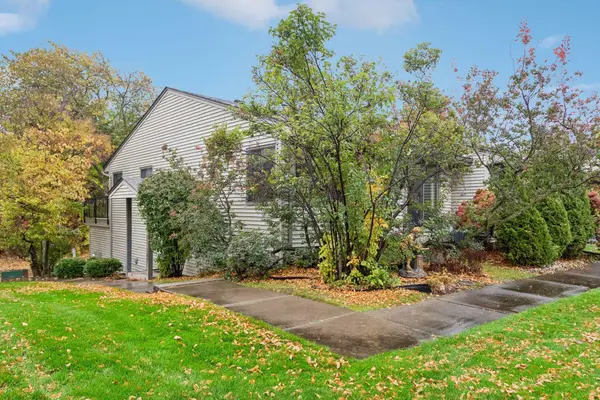 4435 Arden View Court, Arden Hills, MN 55112