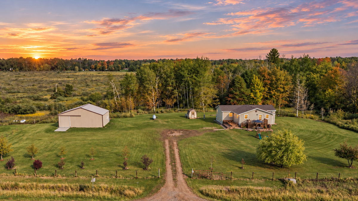 5295 Brunswick Road, Braham, MN 55006 - #1
