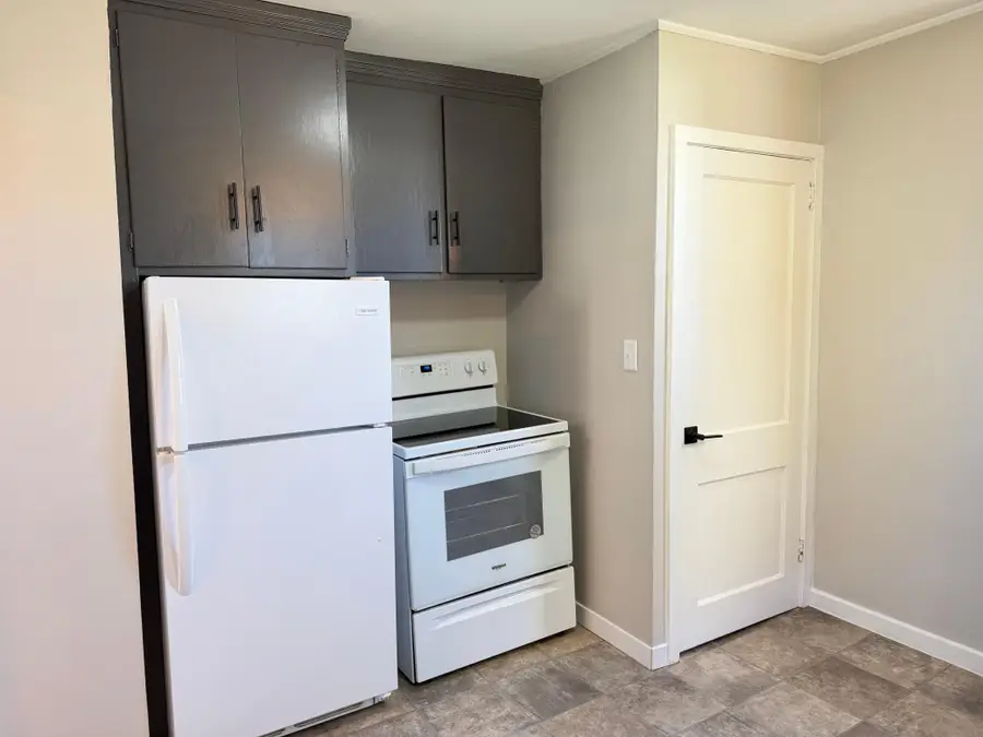 9 E 3rd Street, Morris, MN 56267 - #3