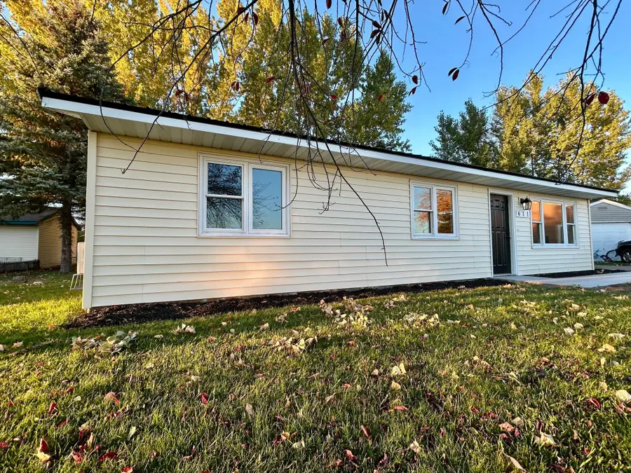 611 Evergreen Street, Thief River Falls, MN 56701 - #2