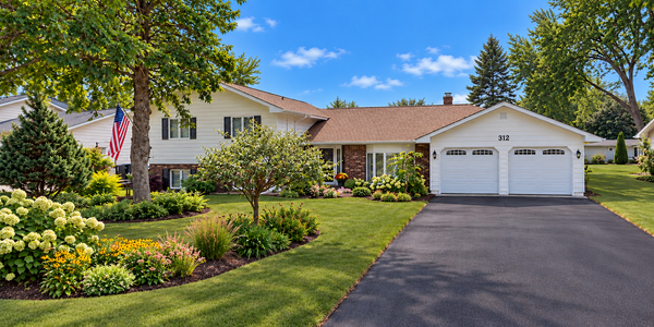 312 W Pine Street, Roberts, WI 54023