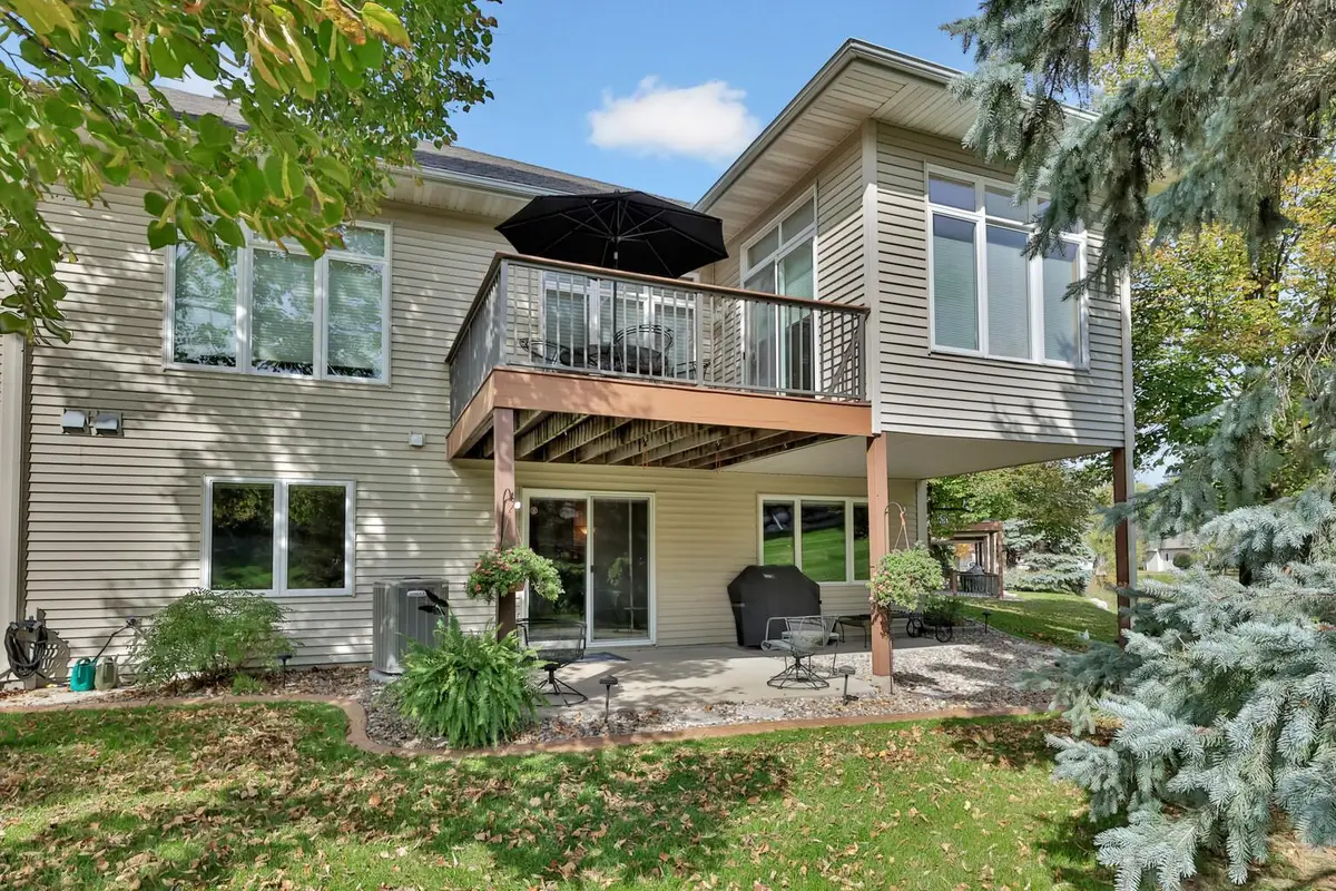 10279 Lancaster Bay, Woodbury, MN 55129 - #1