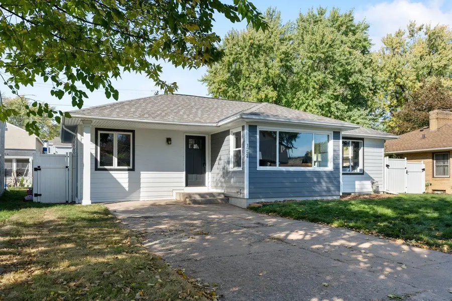 1224 6th Avenue S, South Saint Paul, MN 55075 - #2