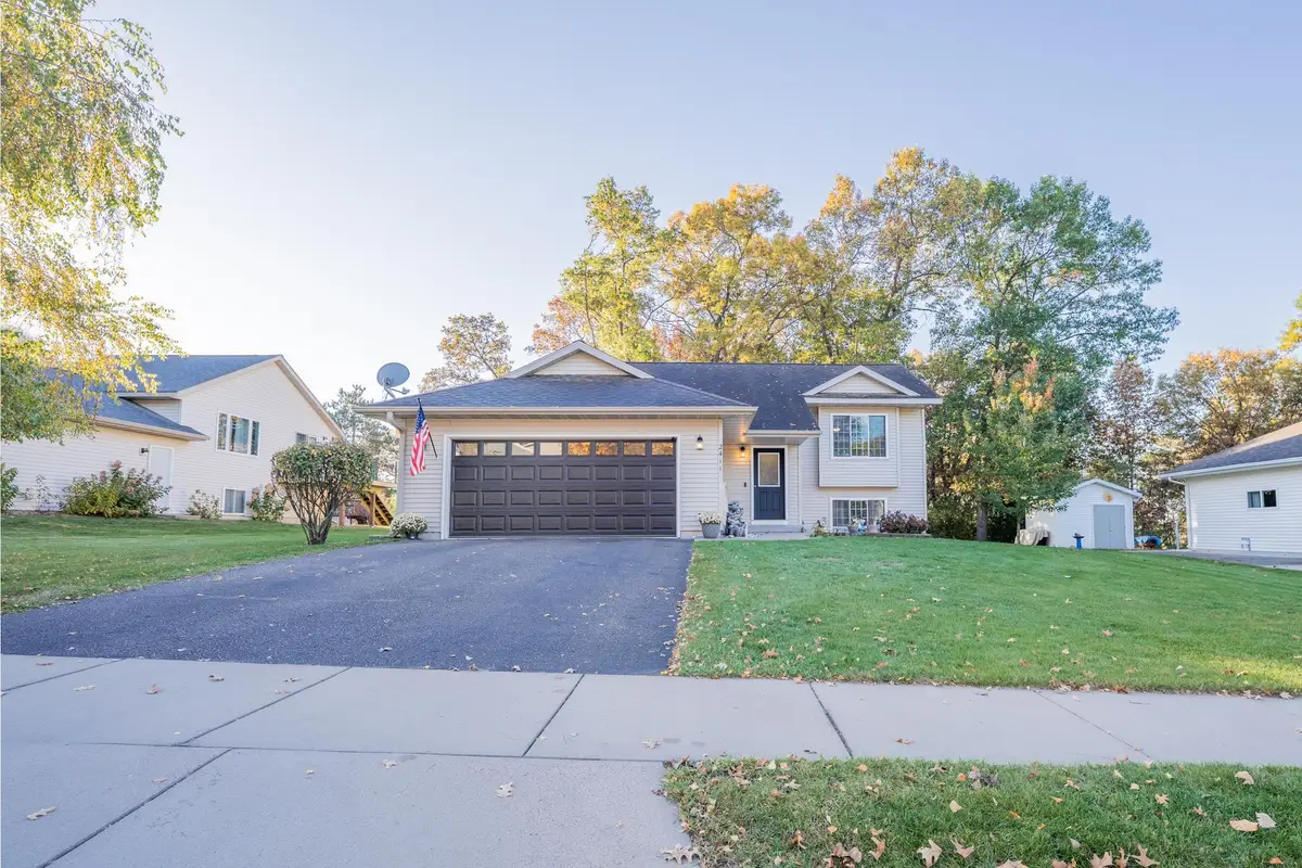 2411 Kenora Parkway, Eau Claire, WI 54703 - #1