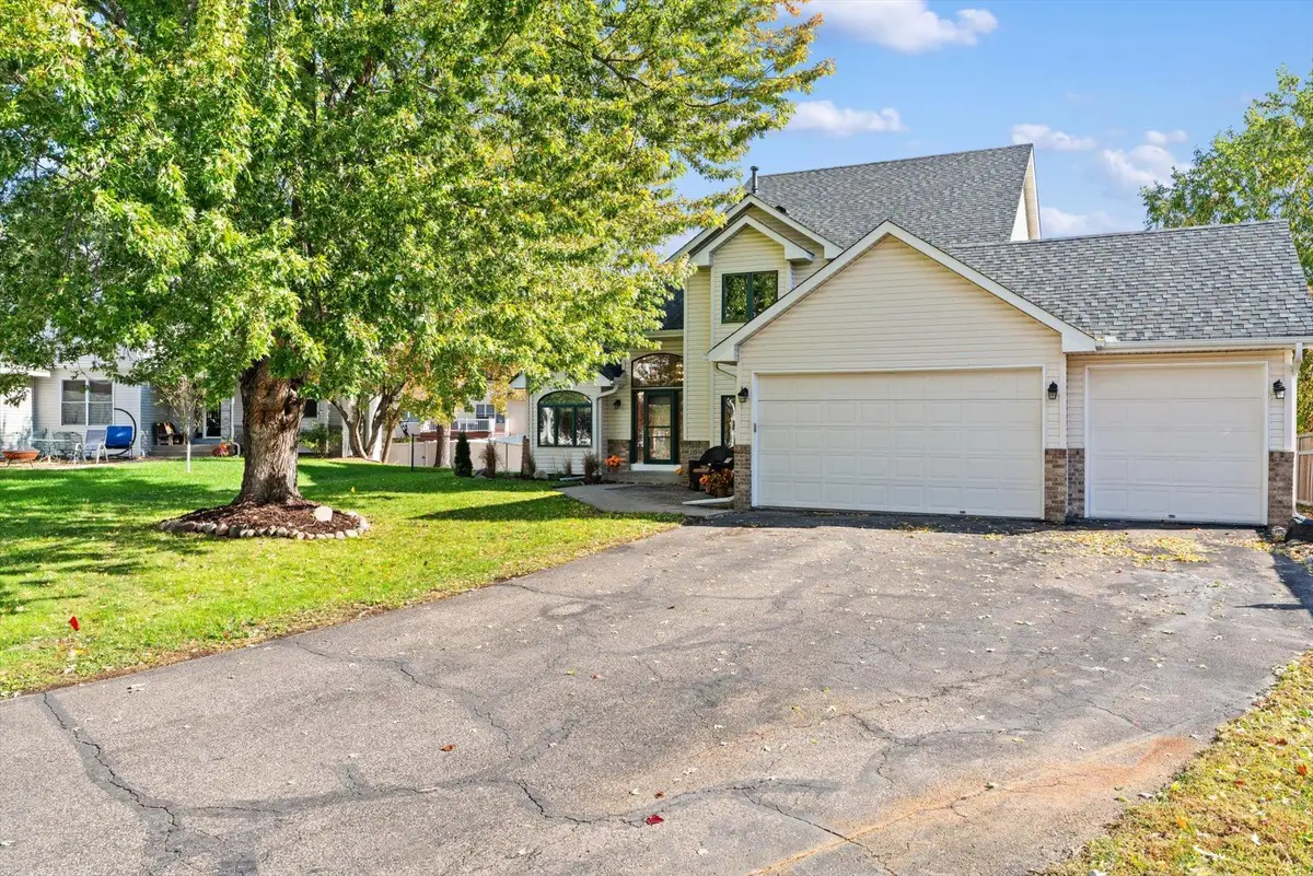 10956 Fox Hollow Circle N, Champlin, MN 55316 - #1