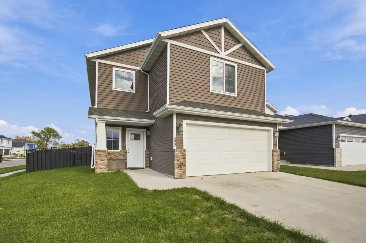 1228 Rachel Drive W, West Fargo, ND 58078 - #1