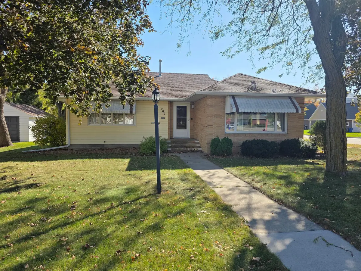 201 Walnut Avenue N, Canby, MN 56220 - #1
