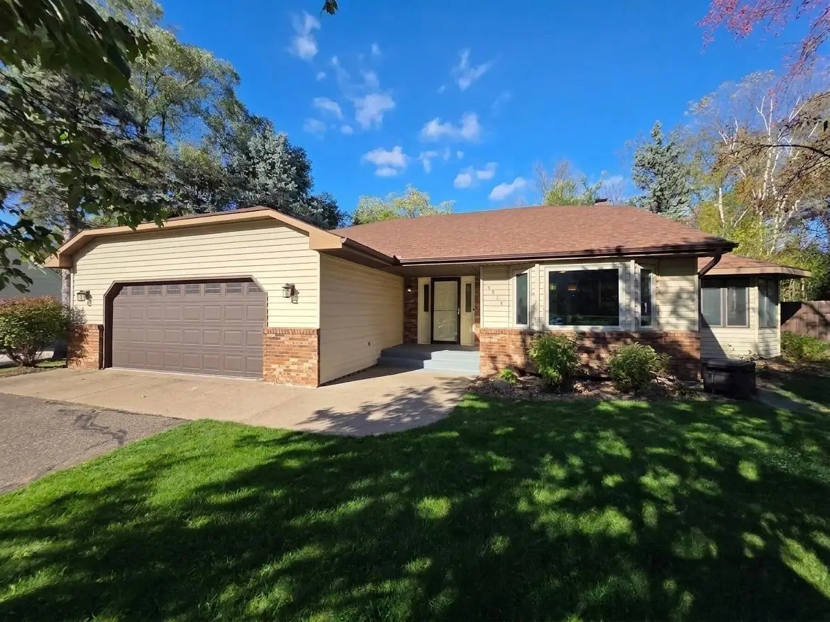 1814 Twin Circle Drive, Mendota Heights, MN 55118 - #1