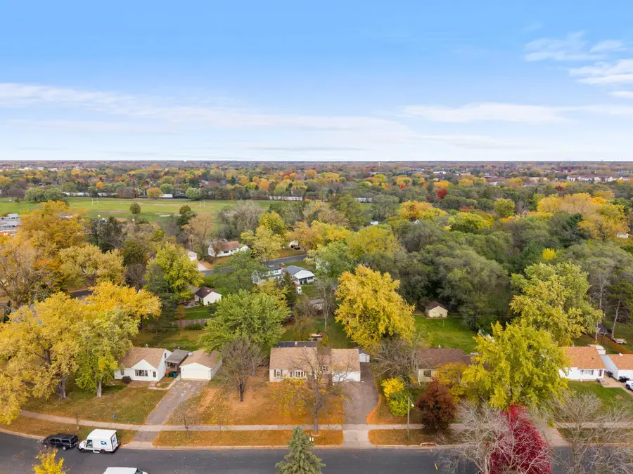 2351 108th Avenue Nw, Coon Rapids, MN 55433 - #2