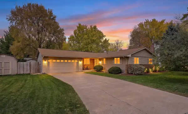 11209 Carver Court, Burnsville, MN 55337