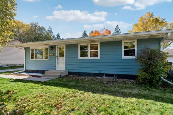 5637 Rhode Island Avenue N, Crystal, MN 55428