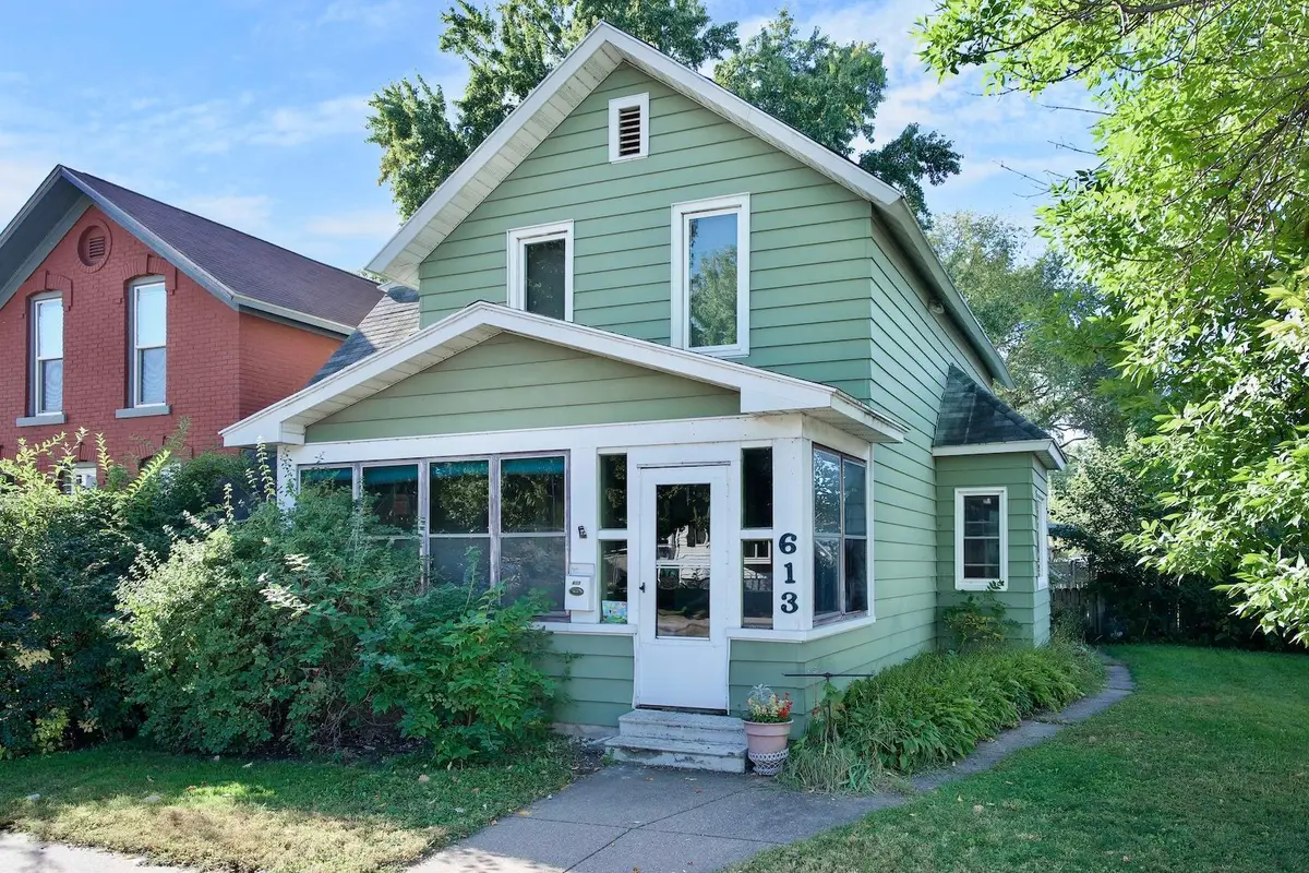 613 E 2nd Street, Winona, MN 55987 - #1