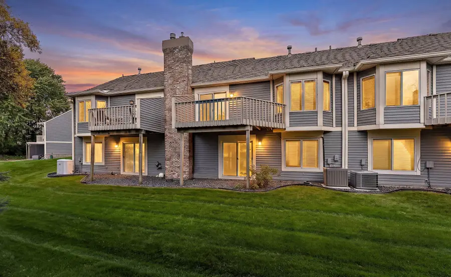 11113 Hyland Terrace, Eden Prairie, MN 55344 - #2