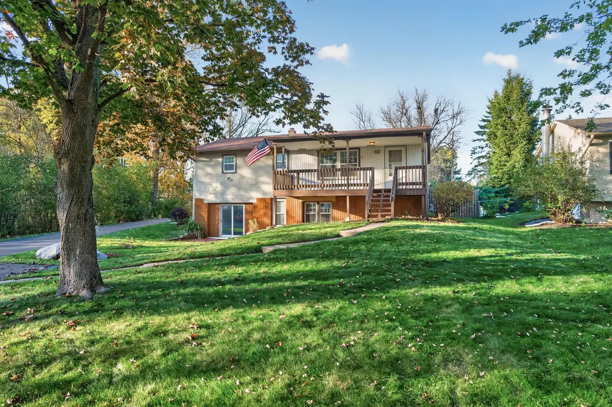 6780 35th Street N, Oakdale, MN 55128 - #1