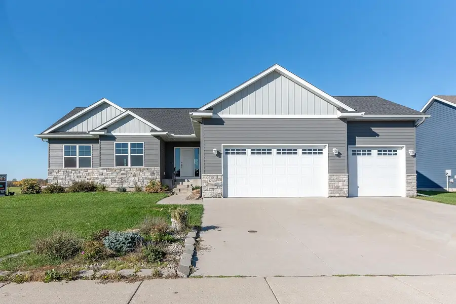 1763 Raymond Drive, North Mankato, MN 56003 - #2