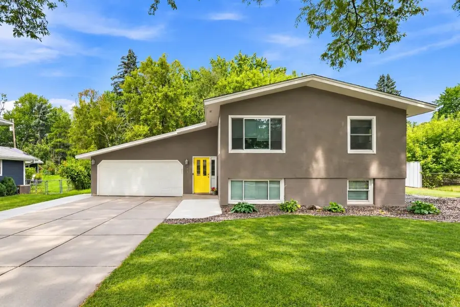 933 Island Lake Avenue, Shoreview, MN 55126 - #3