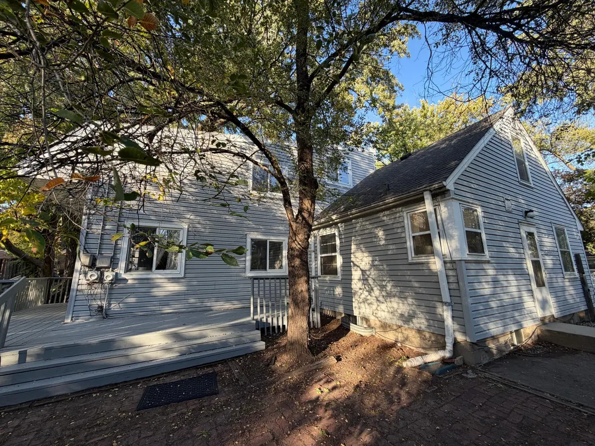 829 25th Avenue Se, Minneapolis, MN 55414 - #1