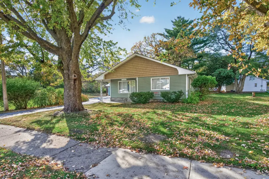 2621 Mcknight Road N, North Saint Paul, MN 55109 - #3