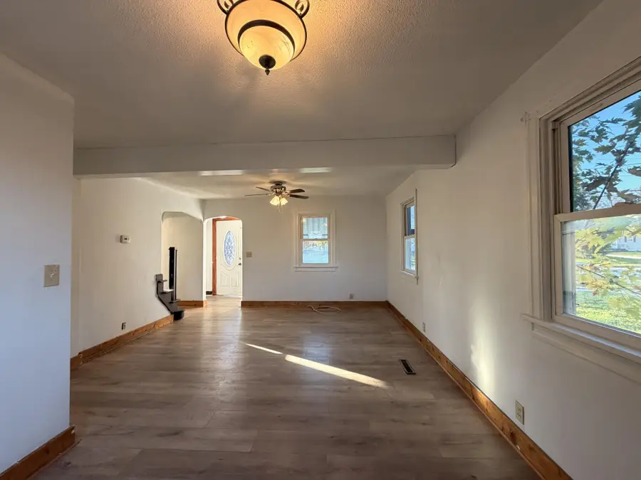 1621 E Oakland Avenue, Austin, MN 55912 - #2
